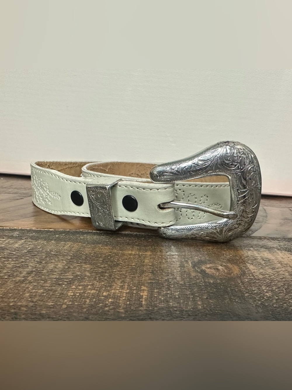 Nocona White Leather Western Belt with Engraved Silver Buckle
